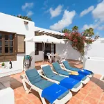 Puerto Chico 7 شقة
